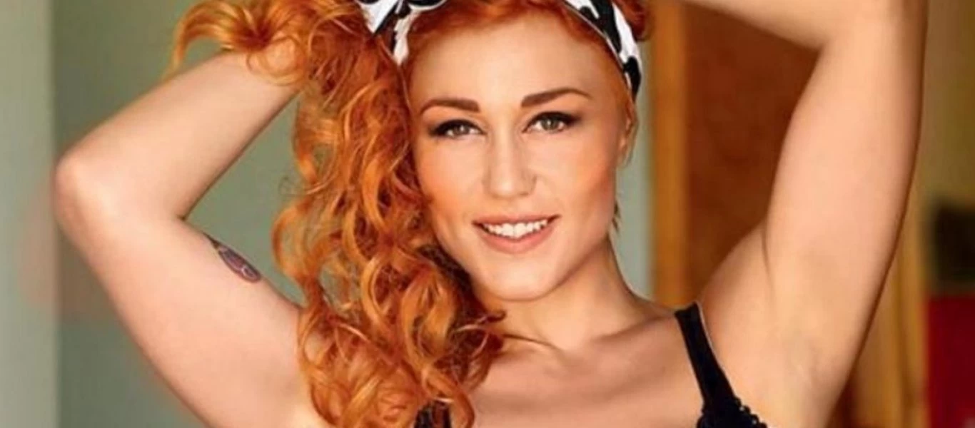 Πηνελόπη Αναστασοπούλου: Μεταφέρθηκε στο νοσοκομείο μετά από ατύχημα στο θέατρο - Αναβλήθηκαν οι παραστάσεις